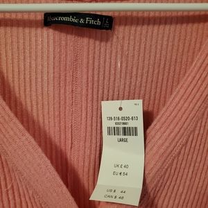 Abercrombie & Fitch sweater